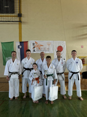 IMG-4b2c3c3f90a9e23054a1d20da1eb7c3c-V